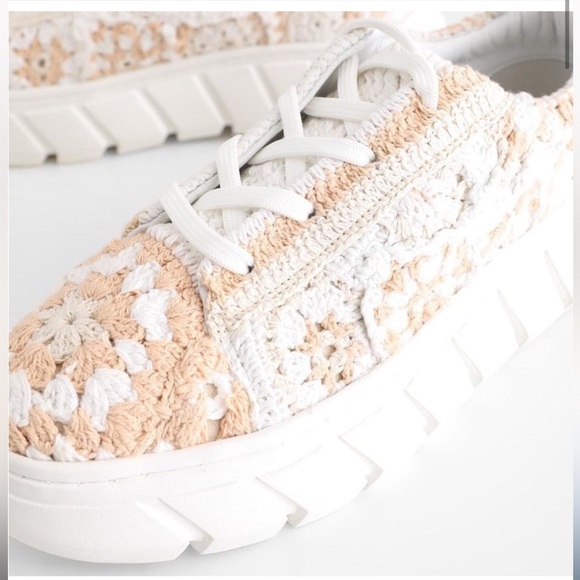 NWT Free People Catch Me If You Can Crochet Sneakers in Cream -Various sizes - Picture 4 of 9